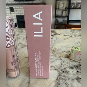 ILIA True Skin Serum Foundation
